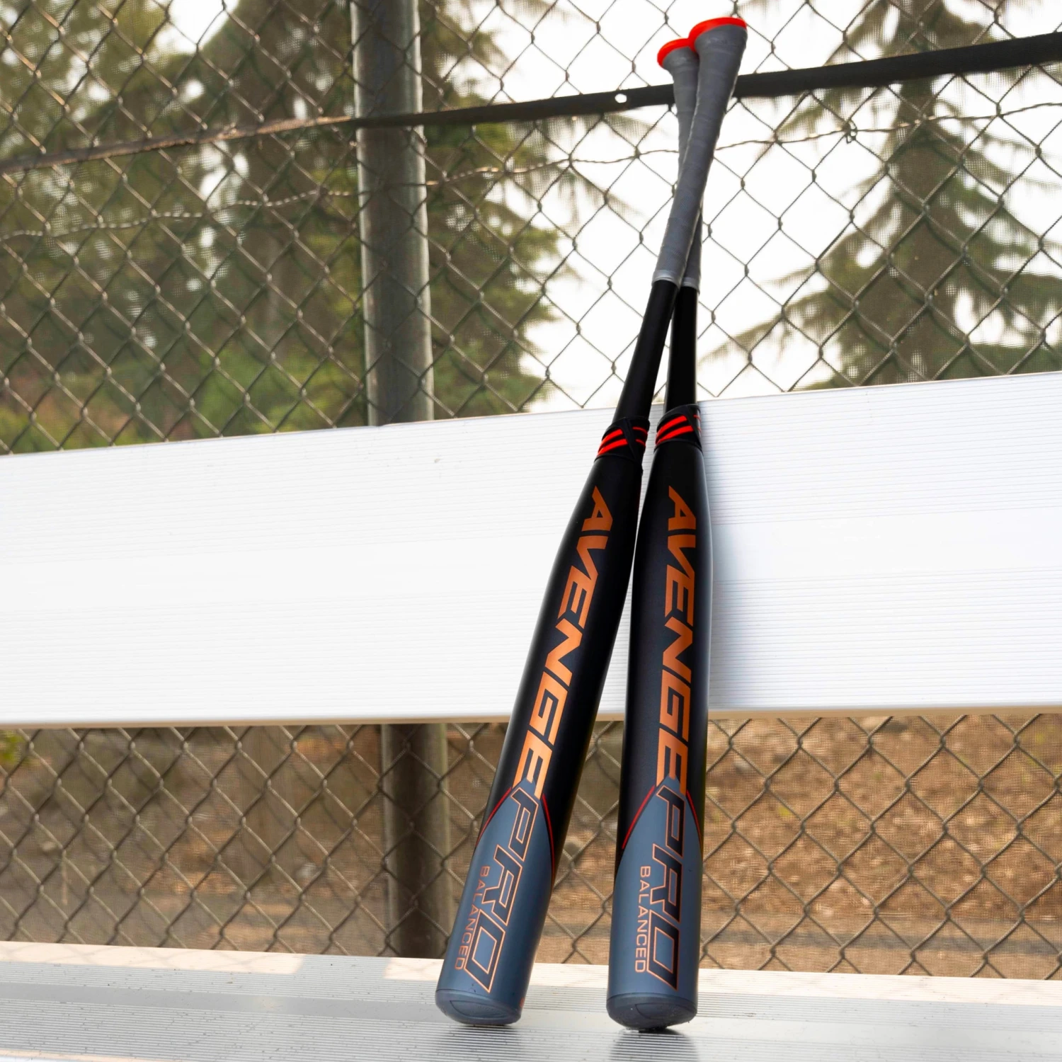2023 Axe Avenge Pro Balanced USSSA Slowpitch Softball Bat: L154K 3 2023 Axe Avenge Pro Balanced USSSA Slowpitch Softball Bat: L154K - Image 3