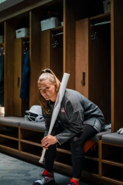 2023 Easton Ghost Unlimited (-9) Fastpitch Softball Bat: FP23GHUL9 -NEW ERA Store MILE44 RG 03384 scaled