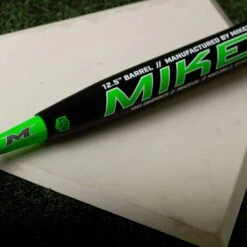 2023 Miken Limited Edition Freak "Lucky" USA/ASA 12.5" Slowpitch Softball Bat: MSA3FLKL -NEW ERA Store MSA3FLKL Lifestyle 2